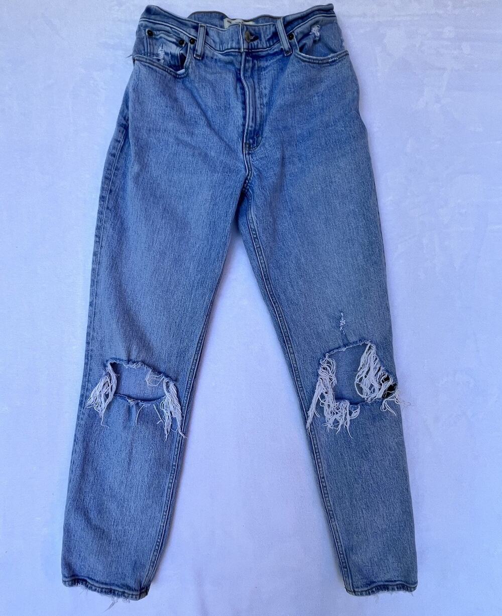 Abercrombie & Fitch 90s Straight Ultra High Rise Jeans Womens 28 Light Wash